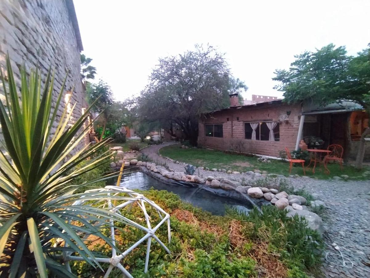 Casa Arbol Domos Vandrarhem Cafayate Exteriör bild